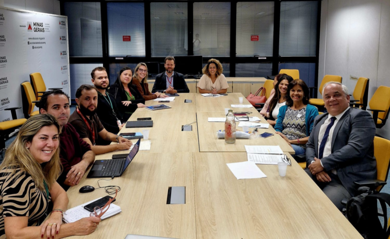 Reunião com a equipe gestora da SEE